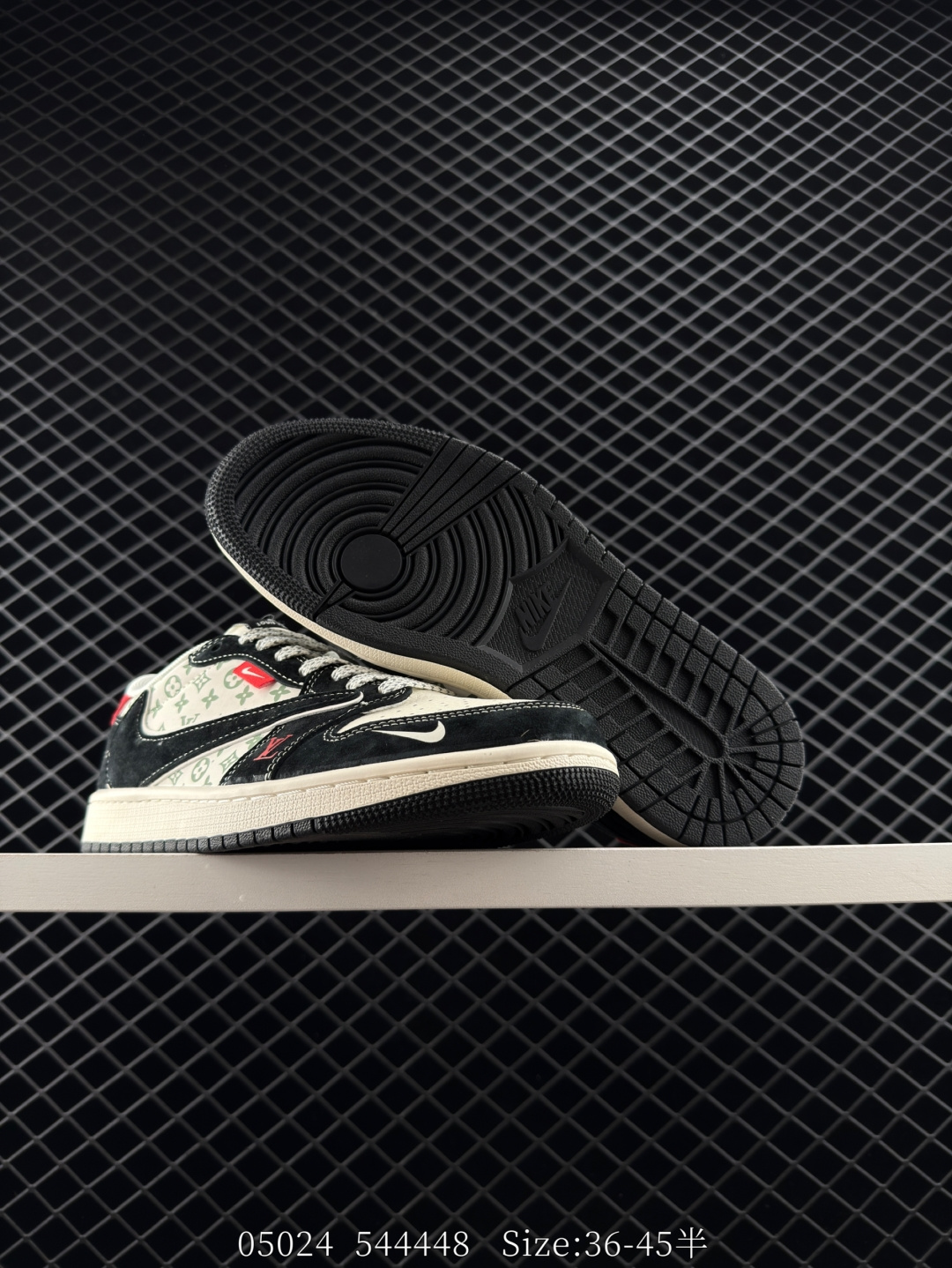 Travis Scott x Air Jordan 1 ” Reverse Mocha “